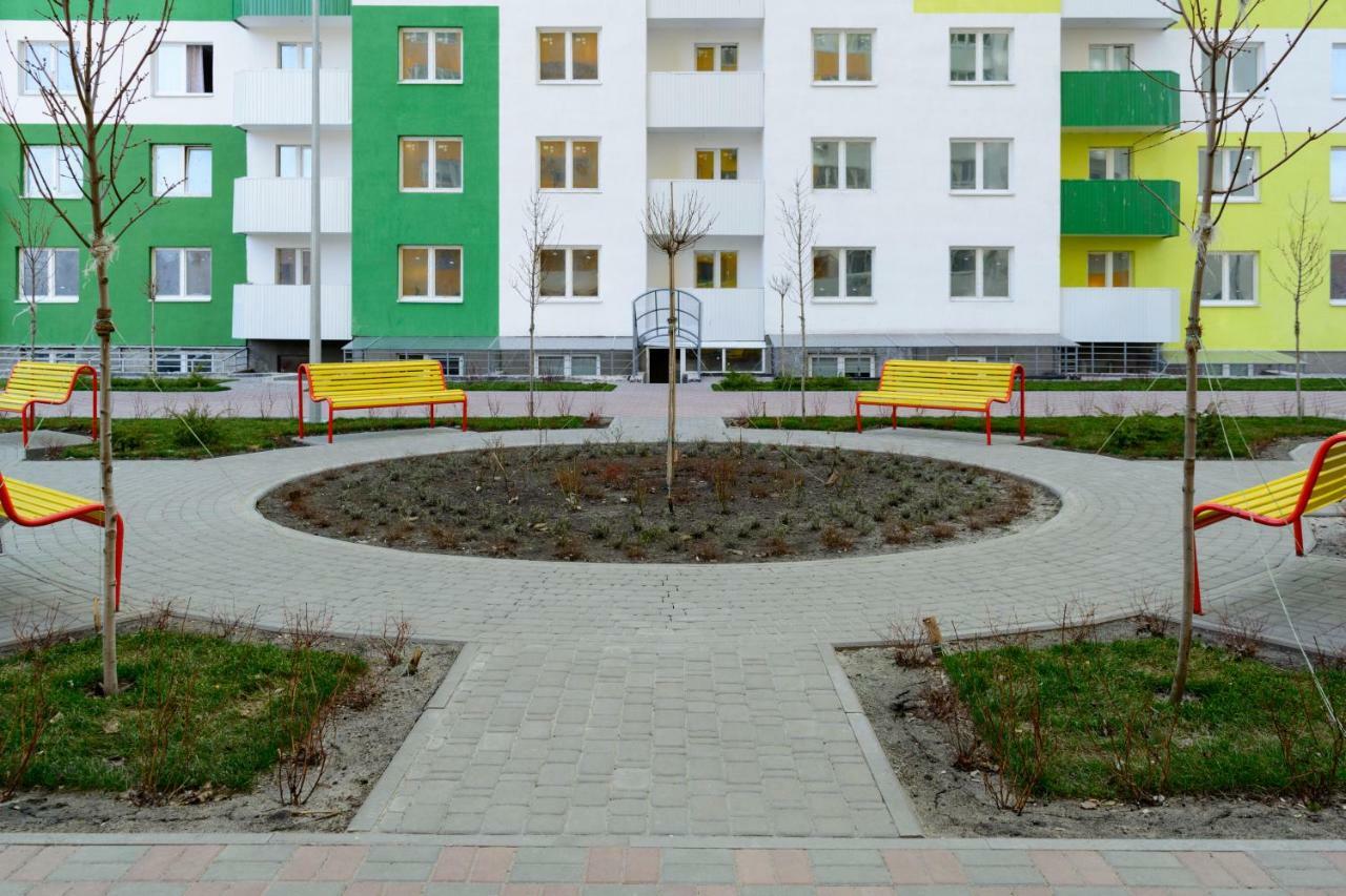Мини-Апартаменты Студио На Ломоносова, Вднх Kijów Zewnętrze zdjęcie